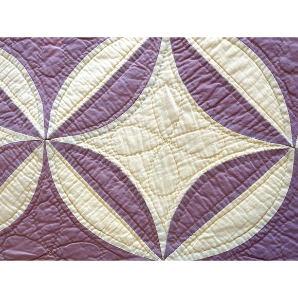 Vintage quilt Orange Peel pattern yellow lavender twin or full Extra Long - Picture 6 of 10
